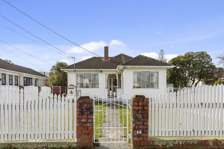 Photo of property in 4 Tirangi Road, Moera, Lower Hutt, 5010