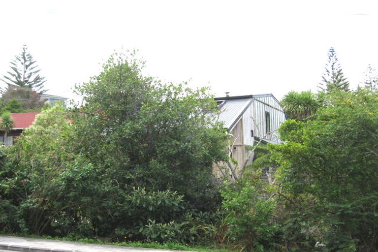 Photo of property in 1/799 Beach Road, Browns Bay, Auckland, 0630