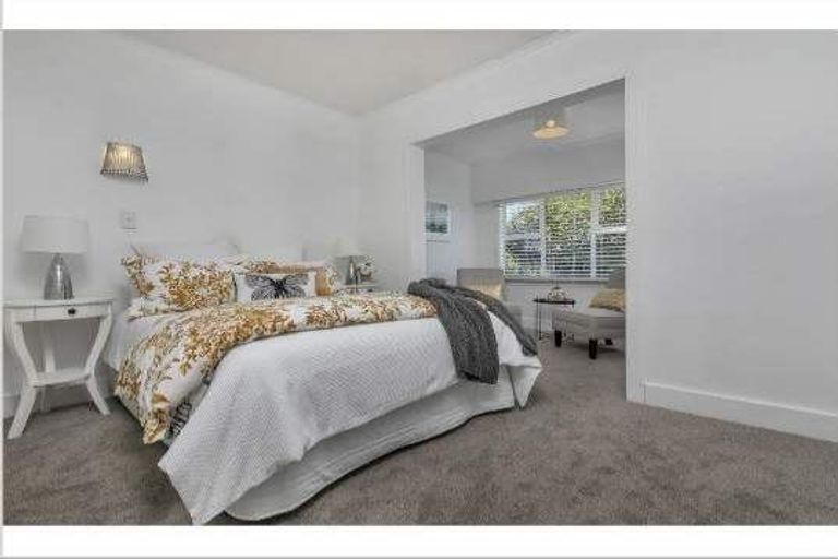 Photo of property in 31 Mahara Avenue, Birkenhead, Auckland, 0626