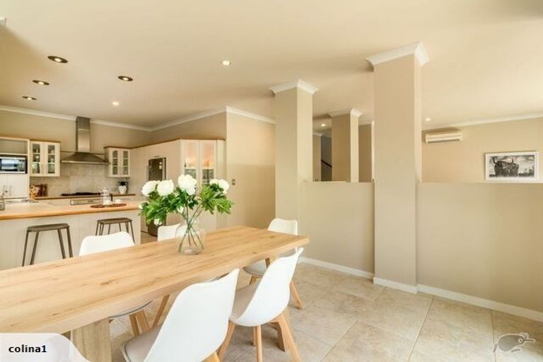 Photo of property in 7 Stoneleigh Green, Parklands, Christchurch, 8083