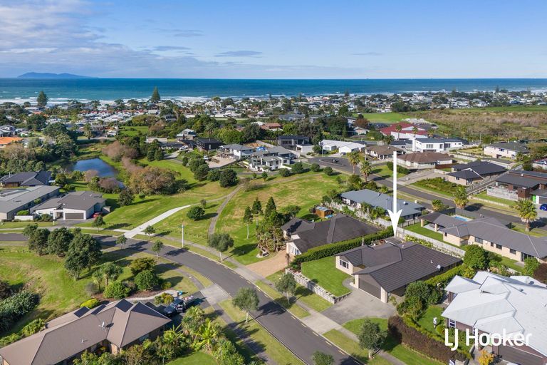 Photo of property in 29 Browns Drive, Waihi Beach, 3611