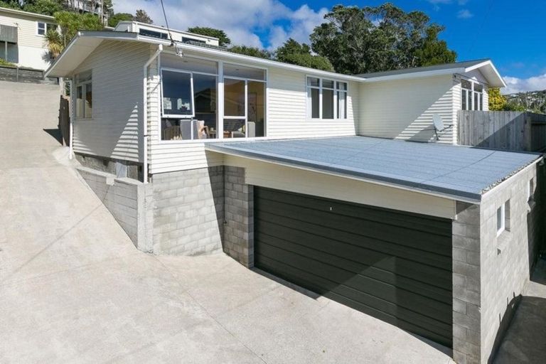 Photo of property in 99 Fraser Avenue, Johnsonville, Wellington, 6037