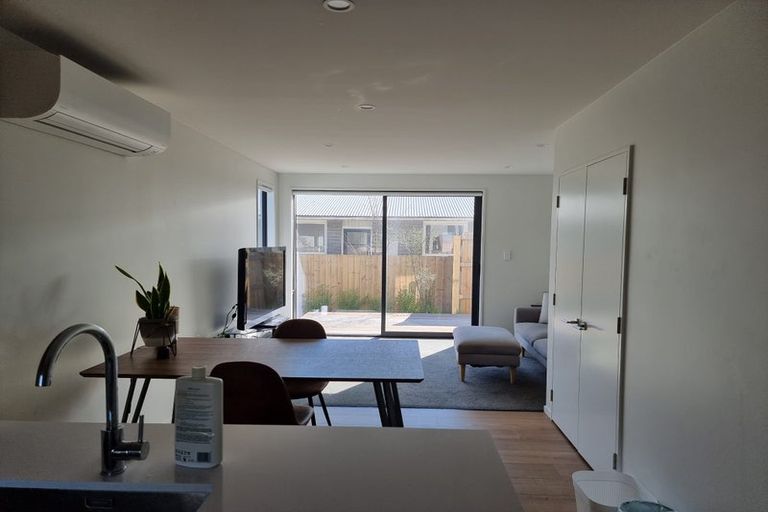 Photo of property in 1/51 Edward Avenue, Edgeware, Christchurch, 8013