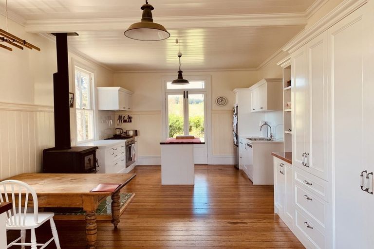 Photo of property in 1395 Moutere Highway, Upper Moutere, 7175