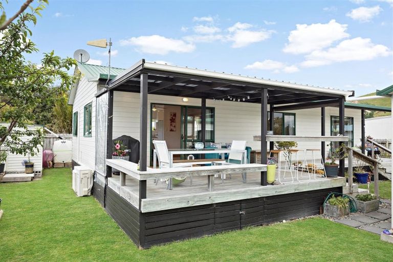 Photo of property in 41a Marlin Place, Whiritoa, Whangamata, 3691