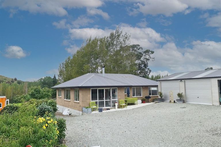 Photo of property in 54 Blue Stone Drive, Waiareka Junction, Oamaru, 9401