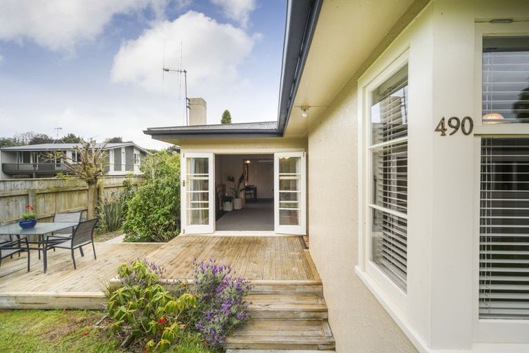 Photo of property in 490 College Street, Hokowhitu, Palmerston North, 4410