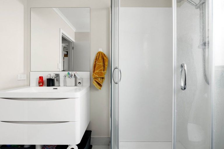 Photo of property in 1/9 Matipo Crescent, Pukete, Hamilton, 3200