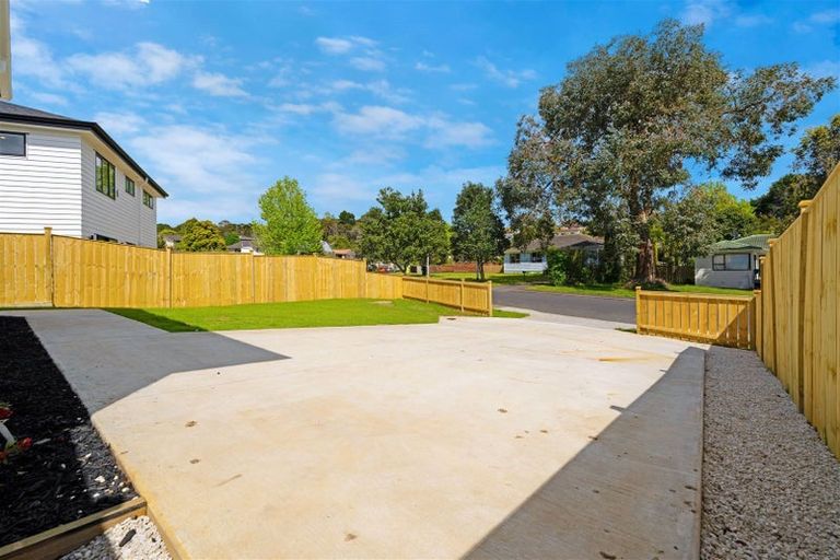 Photo of property in 6 Virgo Place, Glen Eden, Auckland, 0602