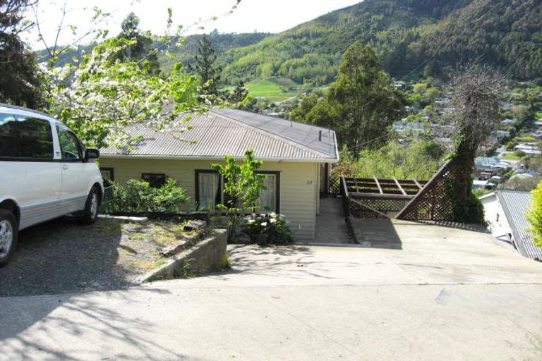 Photo of property in 37 Thompson Terrace, Toi Toi, Nelson, 7010