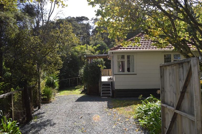 Photo of property in 25a Frederick Street, Coromandel, 3506