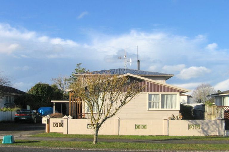 Photo of property in 38 Deanwell Avenue, Deanwell, Hamilton, 3206