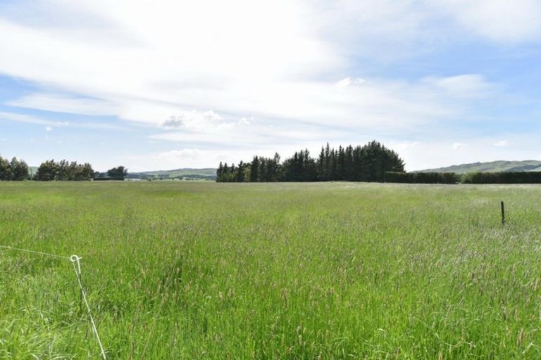 Photo of property in 10 Singleton Street, Waikari, 7420