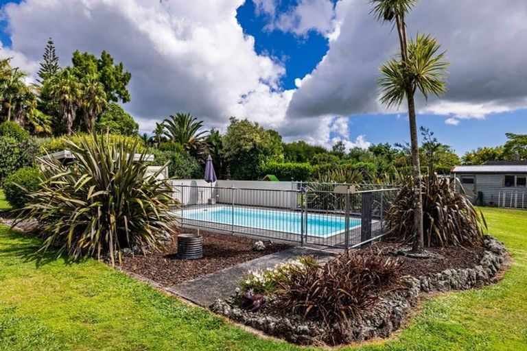 Photo of property in 10 Kendall Road, Kerikeri, 0230