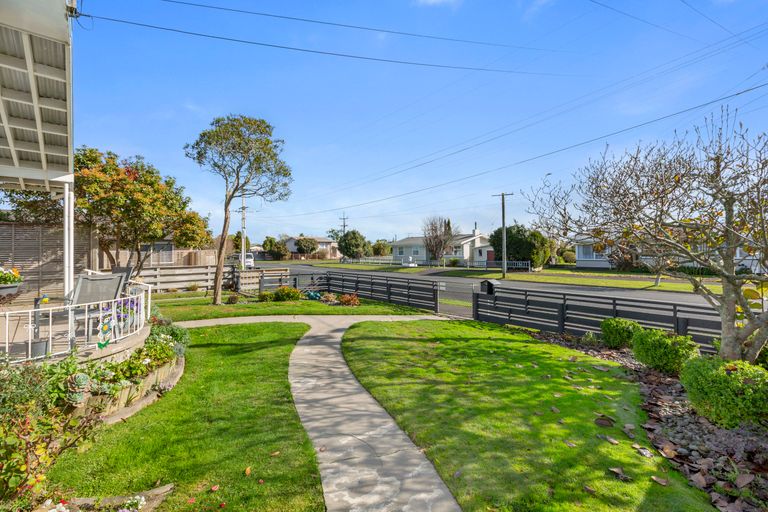 Photo of property in 19 Cecil Street, St Andrews, Hamilton, 3200