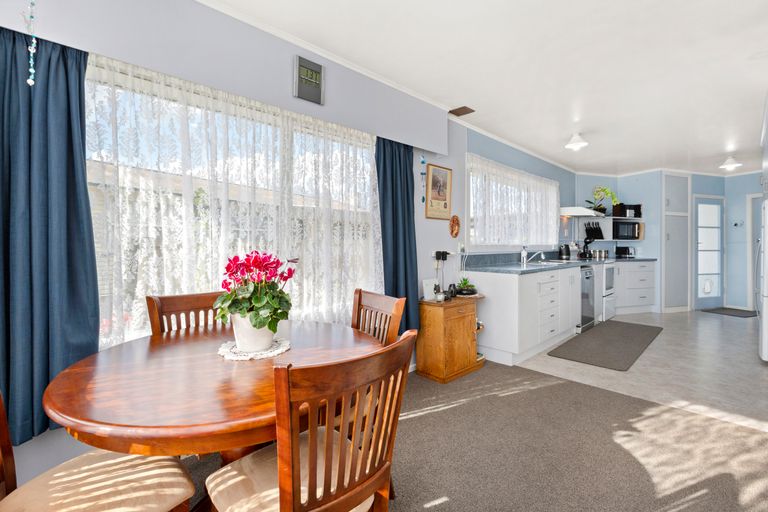 Photo of property in 19 Cecil Street, St Andrews, Hamilton, 3200