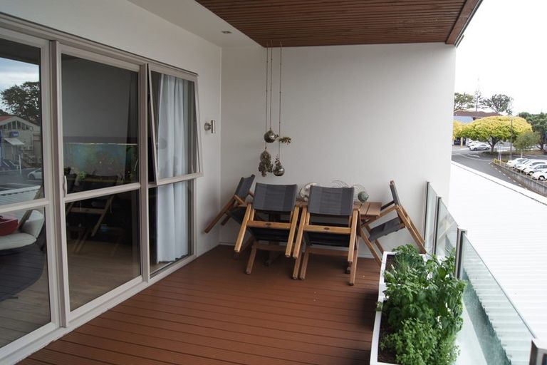 Photo of property in 219/24 Wellington Street, Howick, Auckland, 2014