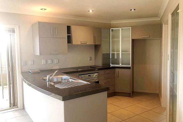 Photo of property in 280a Great South Road, Papakura, 2110