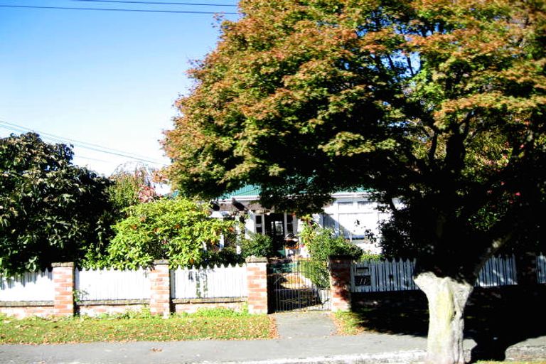 Photo of property in 11a Galway Avenue, Bryndwr, Christchurch, 8052