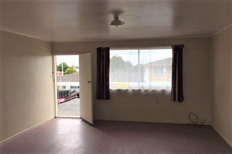 Photo of property in 7/90 Kenderdine Road, Papatoetoe, Auckland, 2025