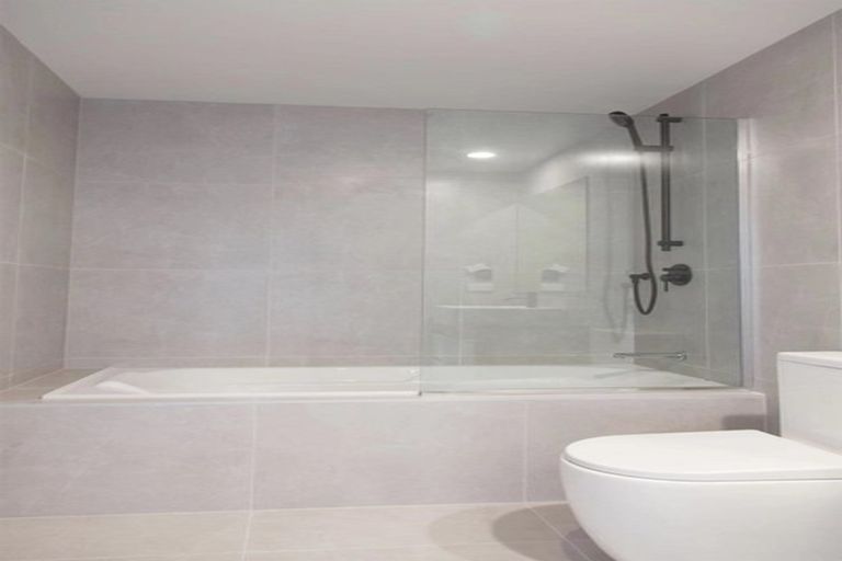 Photo of property in 117 Waekahu Road, Westgate, Auckland, 0814