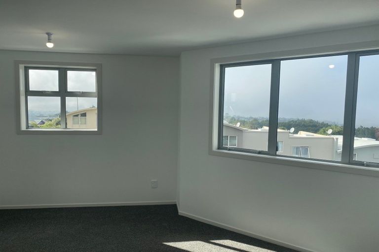 Photo of property in 8/270 Onewa Road, Birkenhead, Auckland, 0626