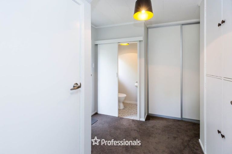 Photo of property in 1/4 Parera Grove, Heretaunga, Upper Hutt, 5018