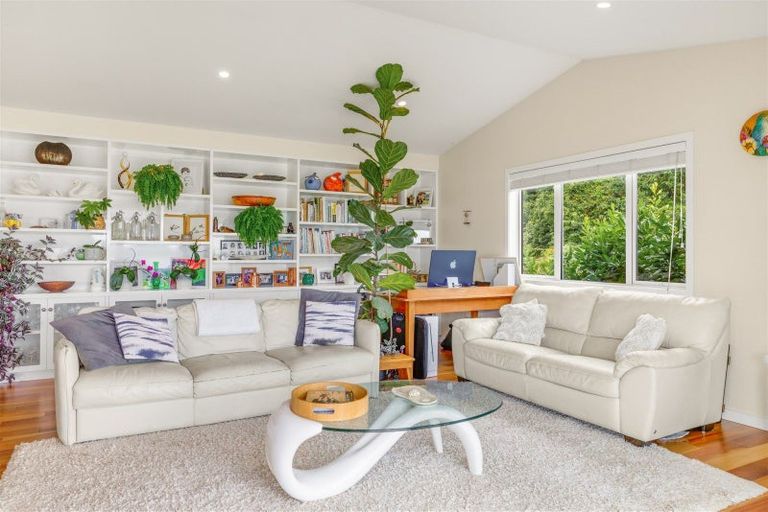 Photo of property in 134 Snodgrass Road, Westport, 7892