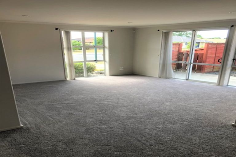 Photo of property in 32 Parkside Drive, Huntington, Hamilton, 3210