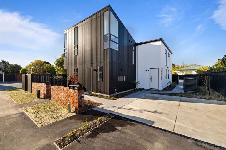 Photo of property in 1/90 Browns Road, St Albans, Christchurch, 8014