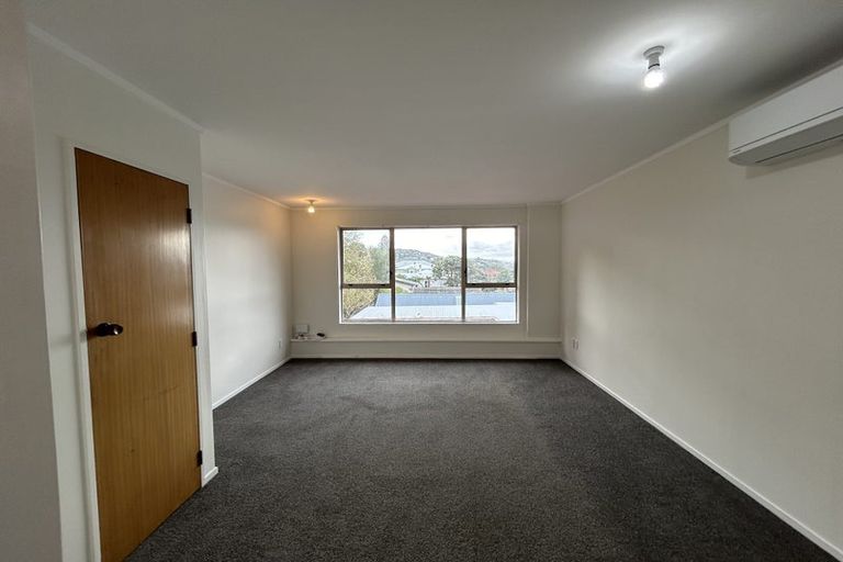 Photo of property in 2/13 Upper Bourke Street, Kilbirnie, Wellington, 6022