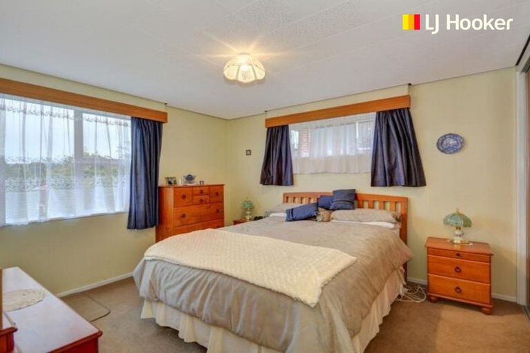 Photo of property in 12 Kinmont Crescent, Kinmont Park, Mosgiel, 9024