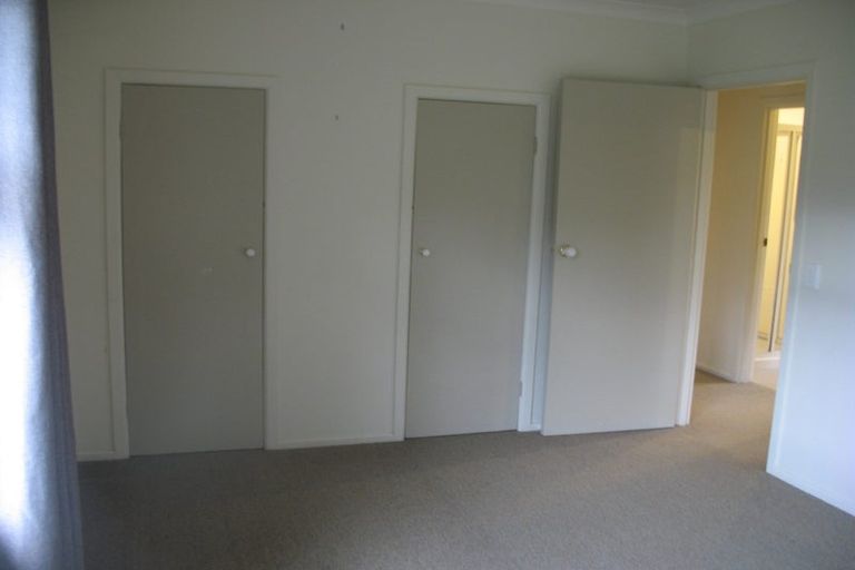 Photo of property in 28 Waterfall Road, Paraparaumu, 5032