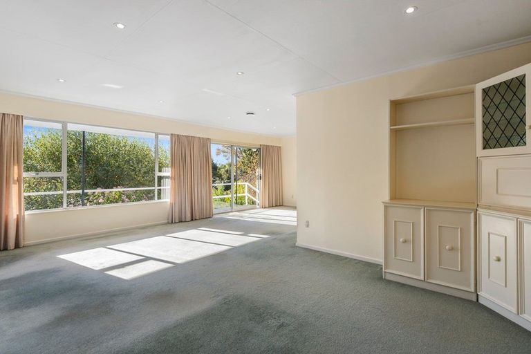 Photo of property in 71 Durham Street, Picton, 7220