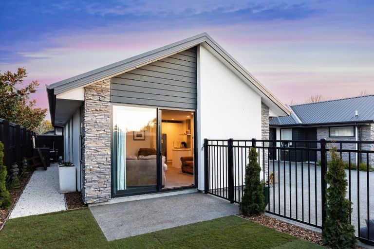 Photo of property in 28c Brookside Terrace, Bryndwr, Christchurch, 8053