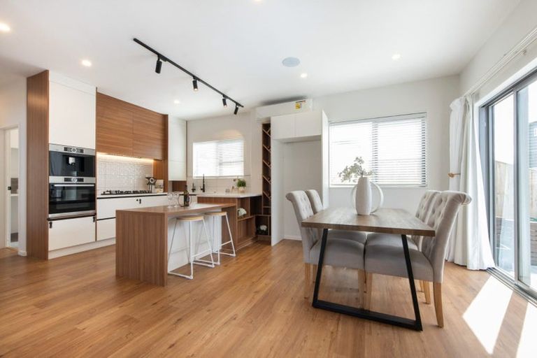 Photo of property in 4 Hea Road, Hobsonville, Auckland, 0616