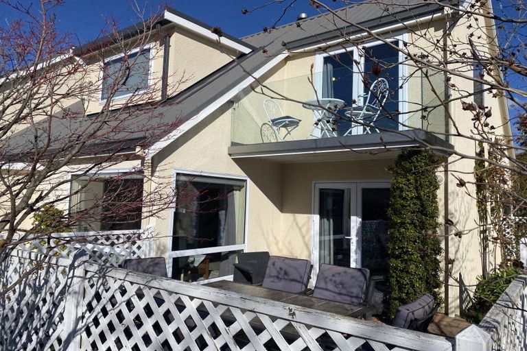 Photo of property in 6 Cherry Court, Wanaka, 9305