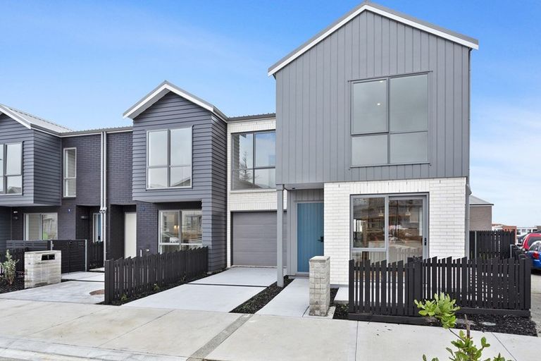 Photo of property in 3 Tarakoi Road, Hobsonville, Auckland, 0616