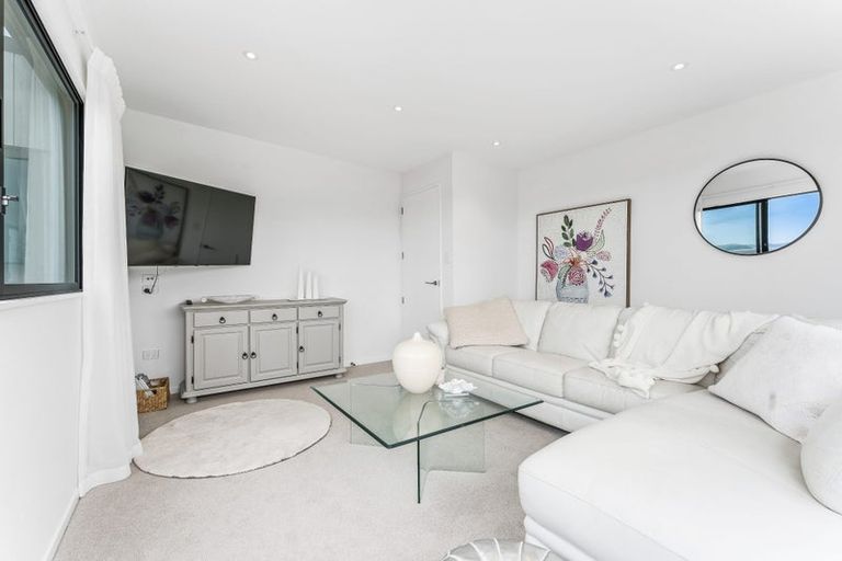 Photo of property in 20 Sunrise Boulevard, Snells Beach, 0920