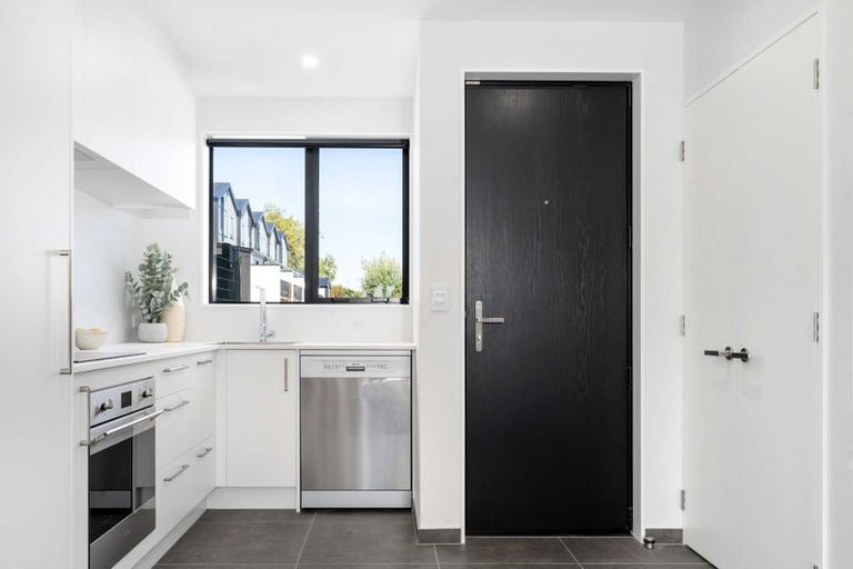 Photo of property in 9/27 Harewood Road, Papanui, Christchurch, 8053