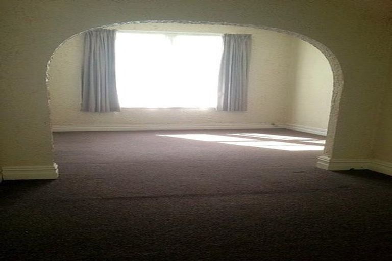 Photo of property in 10 Porritt Avenue, Mount Victoria, Wellington, 6011