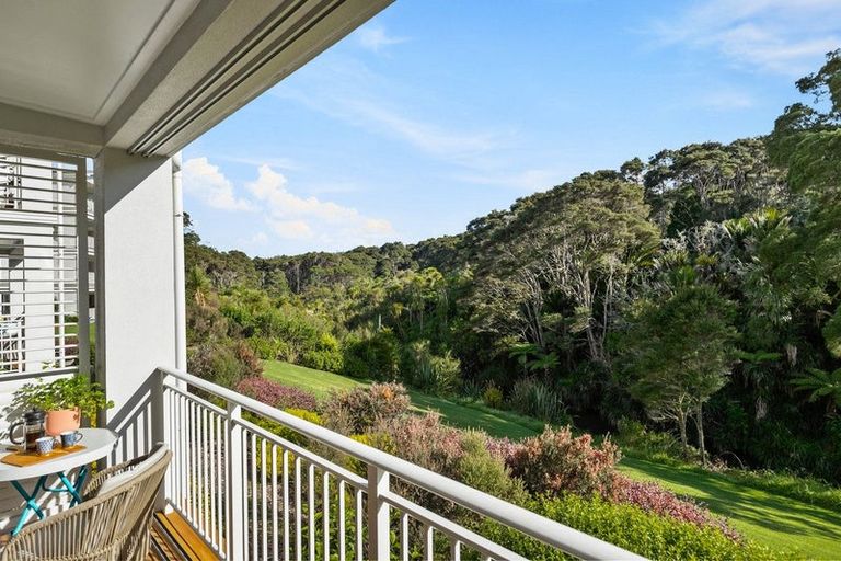 Photo of property in 90 Eaves Bush Parade, Orewa, 0931