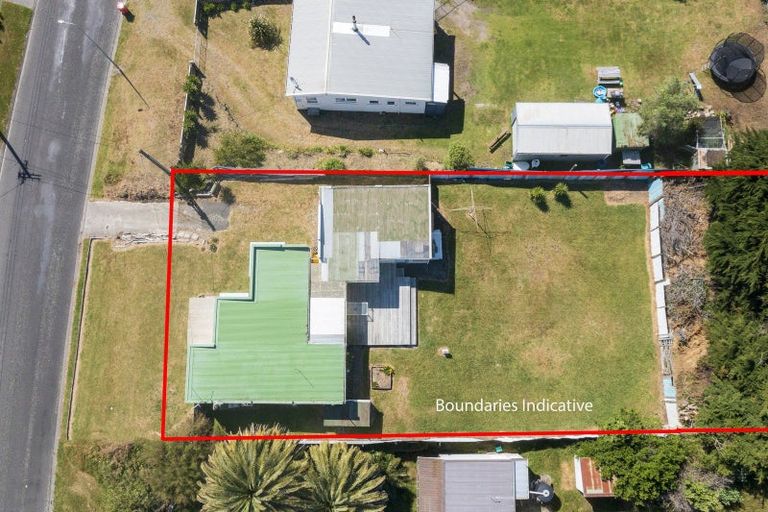 Photo of property in 38 Pratt Avenue, Foxton Beach, Foxton, 4815