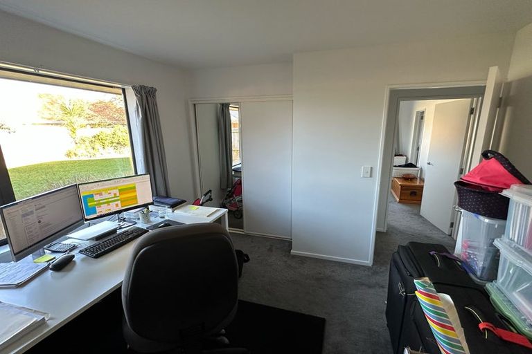 Photo of property in 8 Richard Seddon Drive, Northwood, Christchurch, 8051
