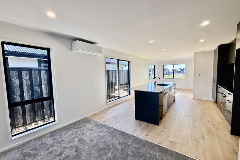 Photo of property in 26b Ruataniwha Avenue, Rangiora, 7400