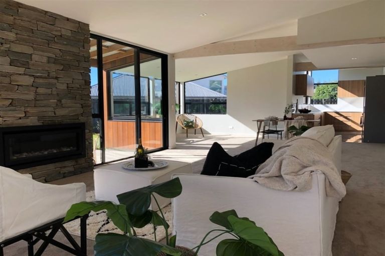 Photo of property in 39 Hyland Street, Wanaka, 9305