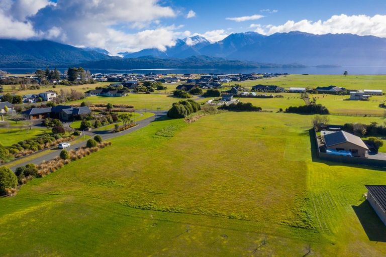Photo of property in 14 Hawea Place, Te Anau, 9600
