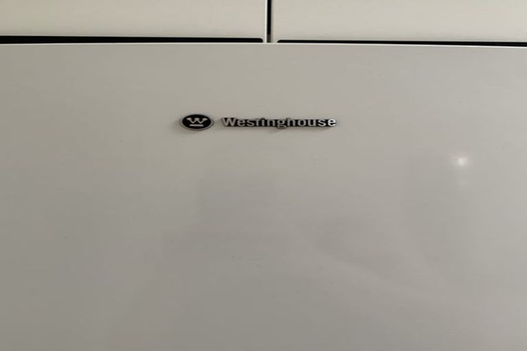 Photo of property in 16 Springtime Crescent, Stanmore Bay, Whangaparaoa, 0932