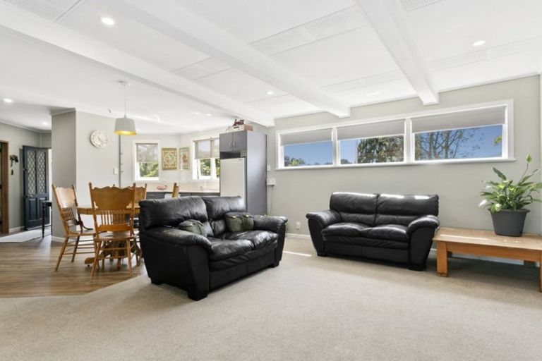 Photo of property in 37 Kotare Street, Hilltop, Taupo, 3330