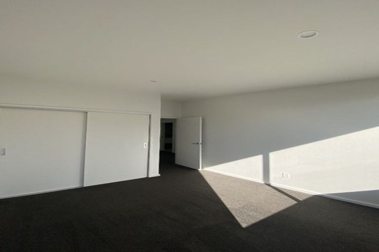 Photo of property in 7 Gunn Way, Hobsonville, Auckland, 0616